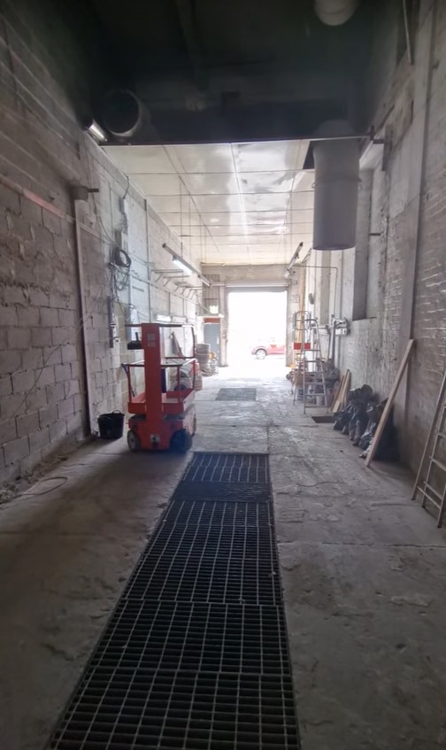 Industrial Unit in Warrington - photo 3